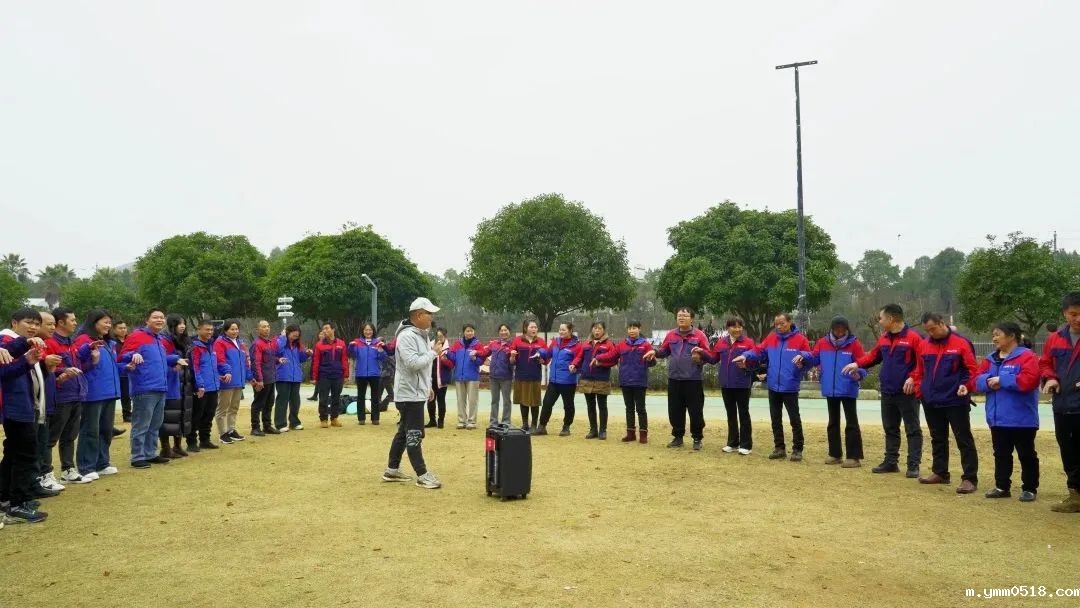 挑战自我 熔炼团队 | 伟德BETVlCTOR官网年终拓展活动圆满完成！